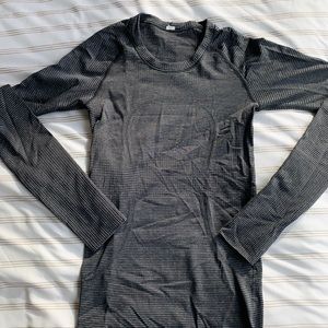 Lululemon swiftly long sleeved t-shirt